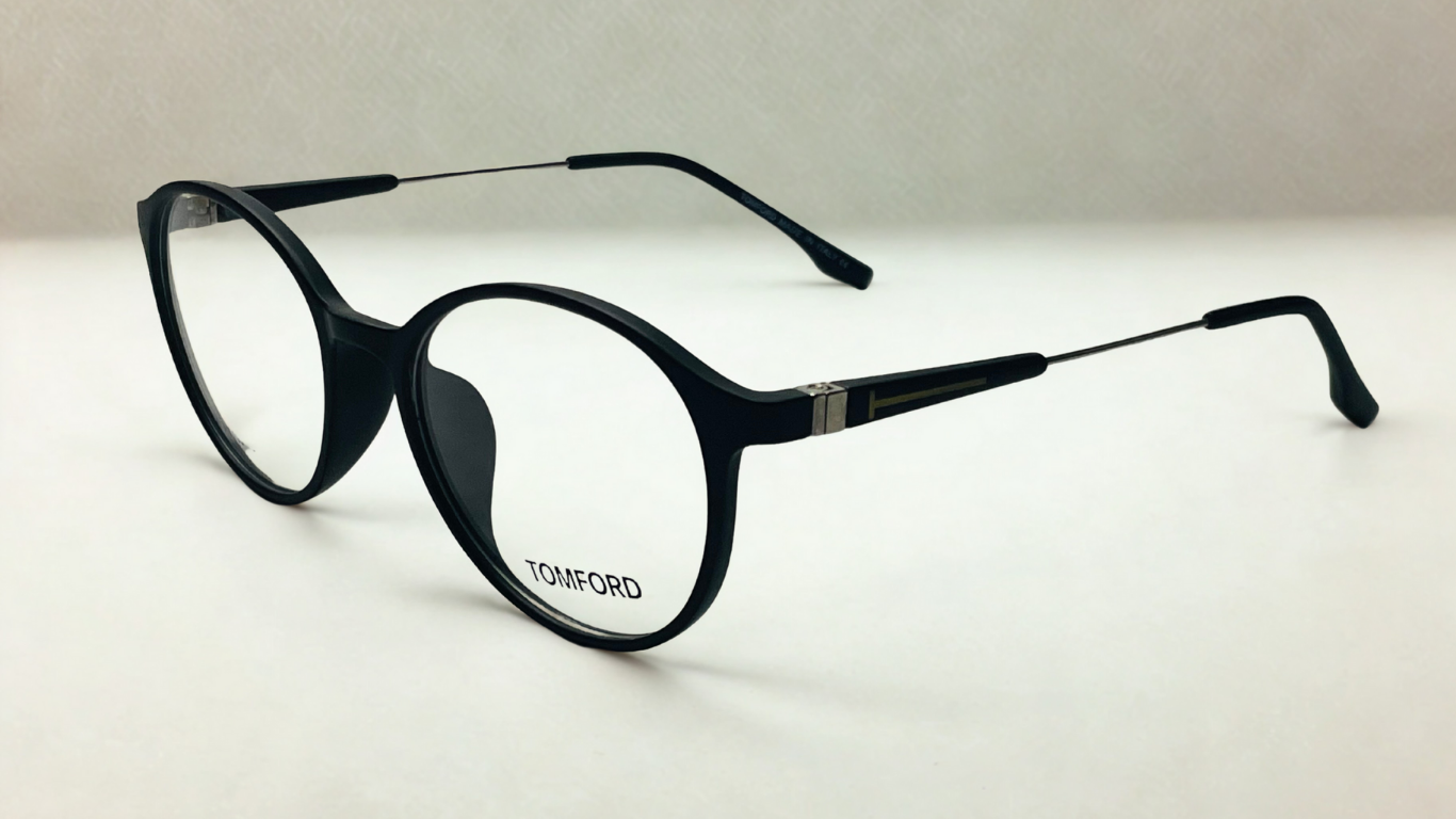 Dual-Tone Fusion Tomford Frame – Black & silver in plastic or metalBody