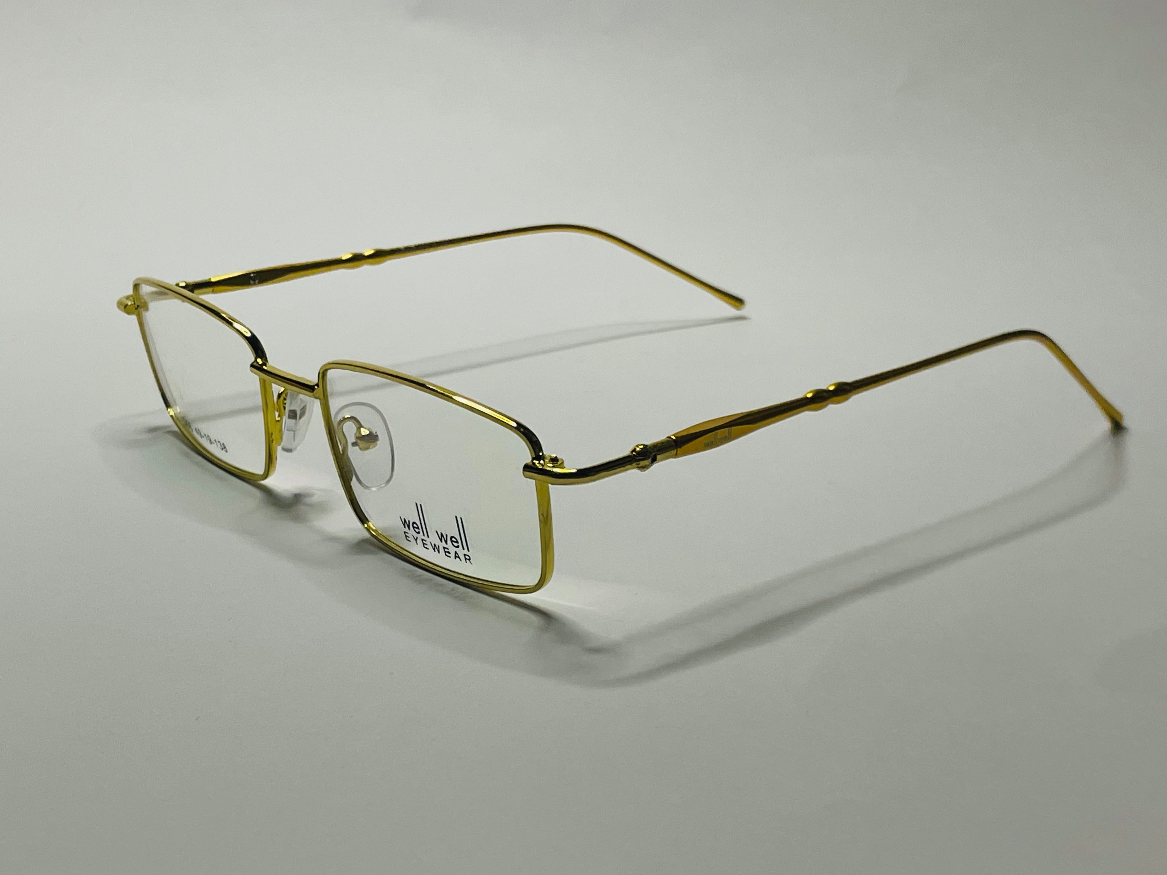 Dual-Tone Fusion Frame – Black & Gold in Titanium Body